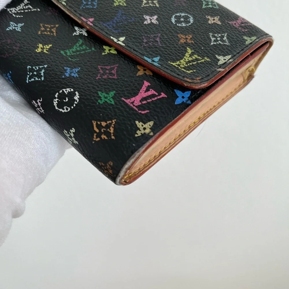 Auth LV Portefeuille Murikami wallet with 46”unbrand chain.
